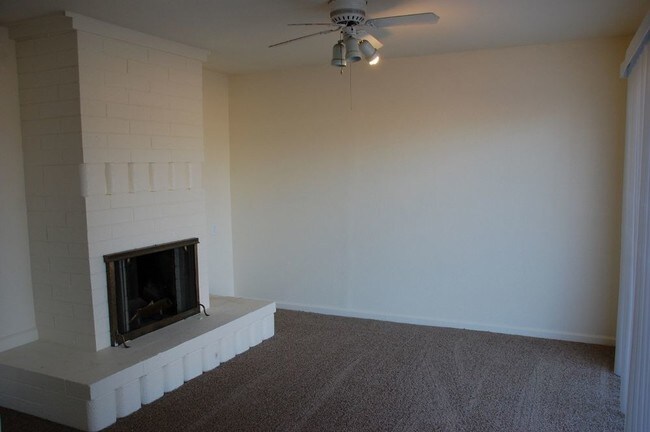 Building Photo - 4813 N 55th Ave