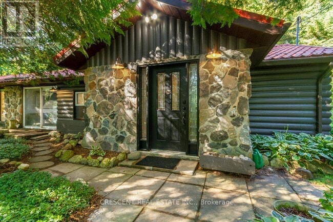 Photo du bâtiment - 37 Georgian Manor Dr