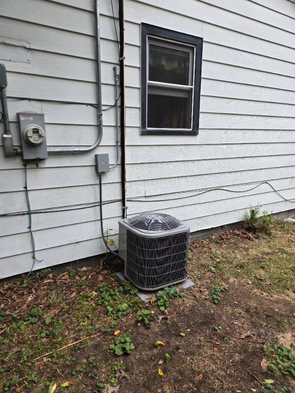 612 Park Ave, Winthrop Harbor, IL 60096 House Rental in Winthrop