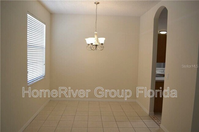 Building Photo - 1220 Cathcart Cir