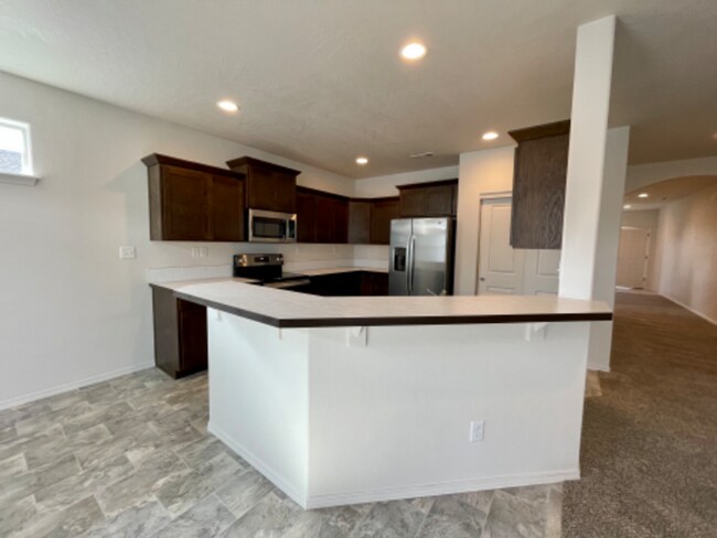 Building Photo - Charming 3 Bed/2 Bath Single Family Home i...
