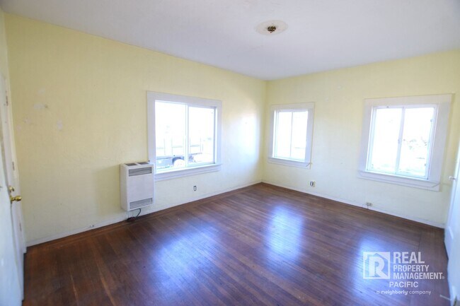 Foto del edificio - 1085 43rd Street