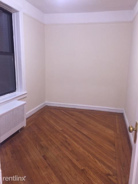 Building Photo - 4712 43rd Ave