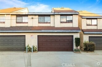 Building Photo - 9471 Cortada St