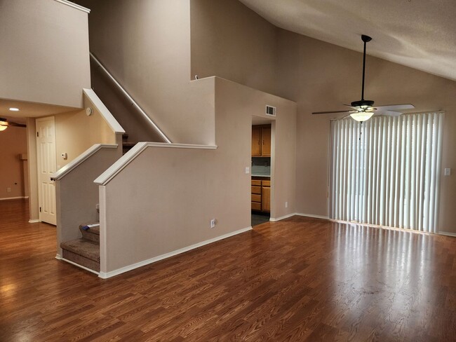 Foto del edificio - 3301 Chuckwagon St