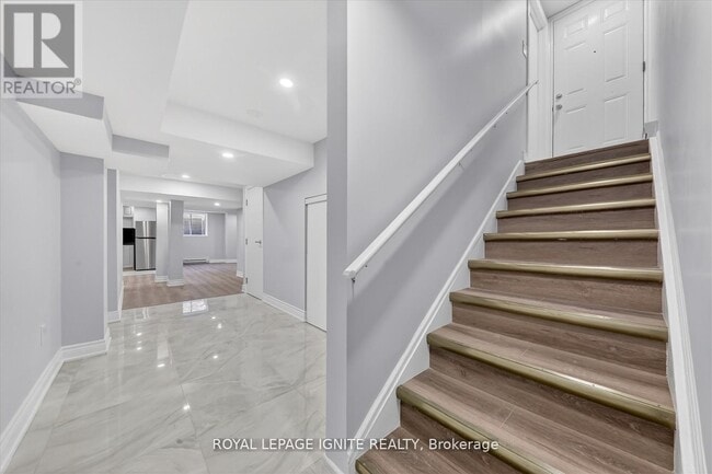 Building Photo - 1578 Honey Locust Pl