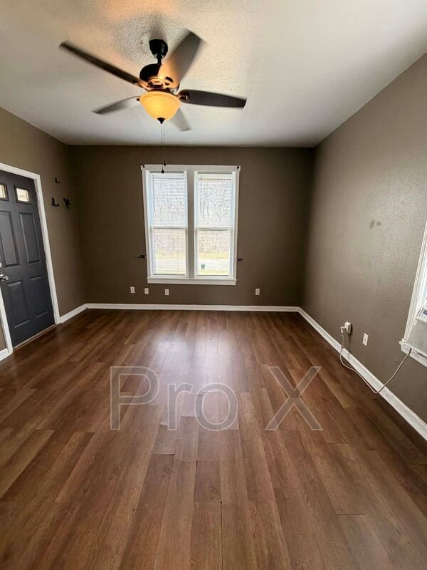 Foto del edificio - 408 E 41st St