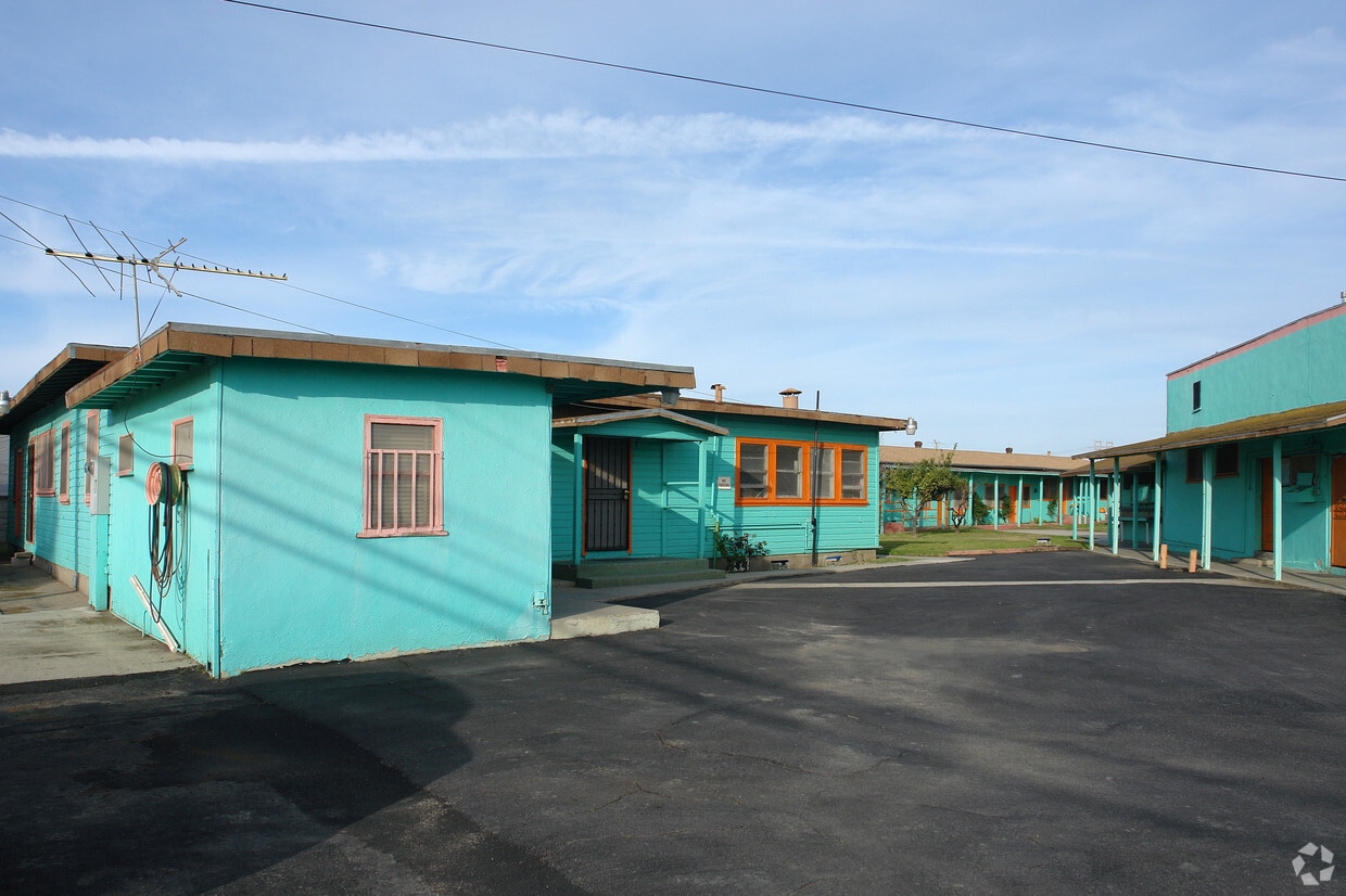 Building Photo - 5690 Cypress Rd
