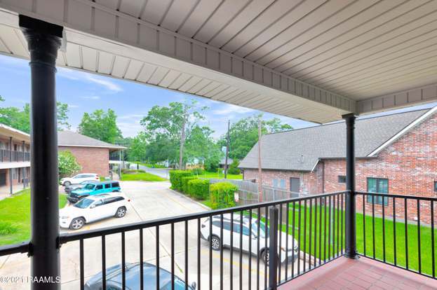 Building Photo - 112 Hillside Dr