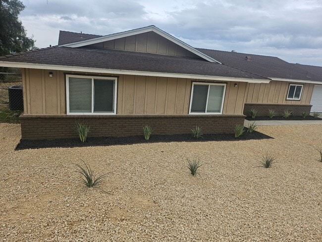 Building Photo - Single story Jurupa Valley home