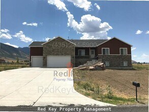 Building Photo - 1815 Spring Meadow Dr