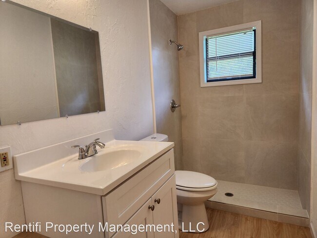 Building Photo - 4 br, 2 bath House - 1425 Lura Ave