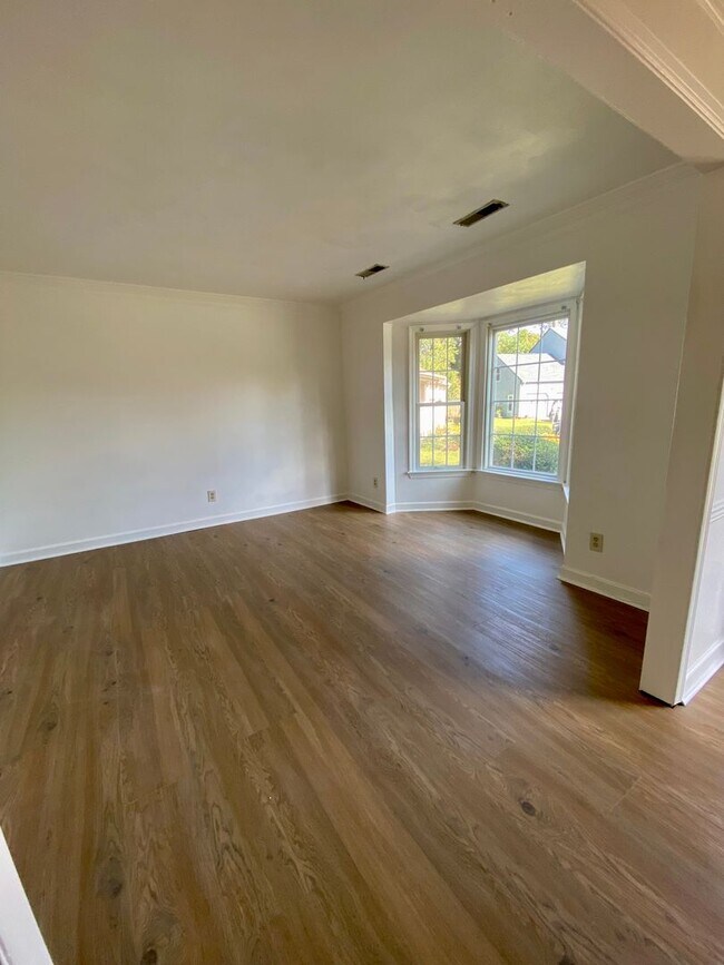 Foto del edificio - Wesleyan Pines