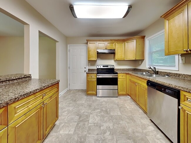 Building Photo - 4581 Cedar Ridge Trail