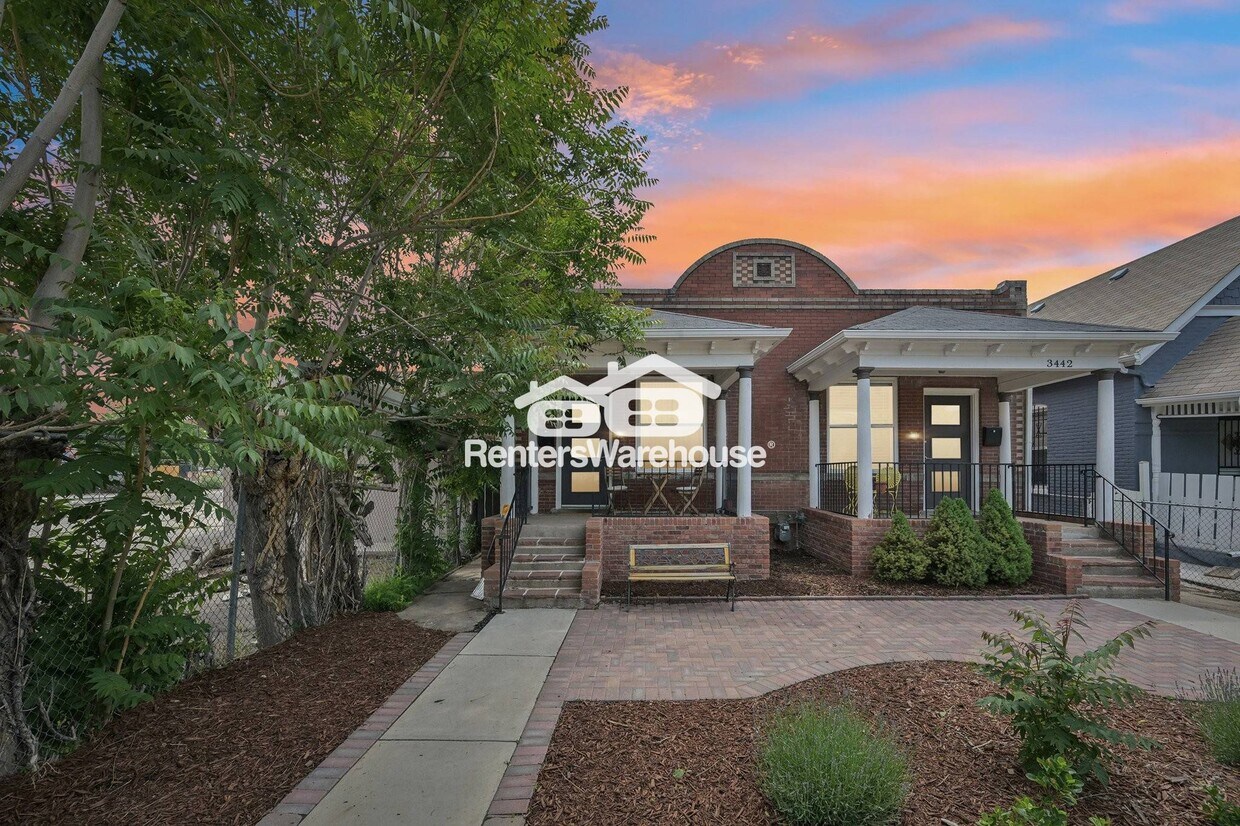 Foto principal - 3444 Lawrence St