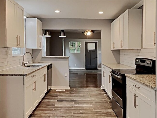Building Photo - 425 Lanier St NW