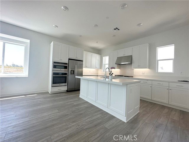 Foto del edificio - 322 Tank