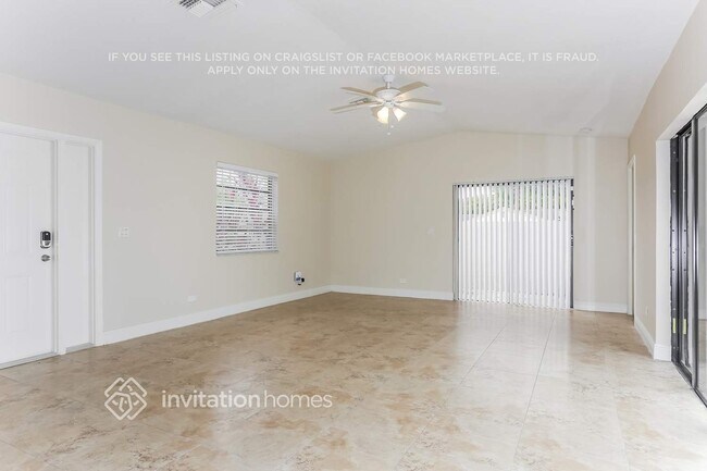 Foto del edificio - 14730 SW 158th St