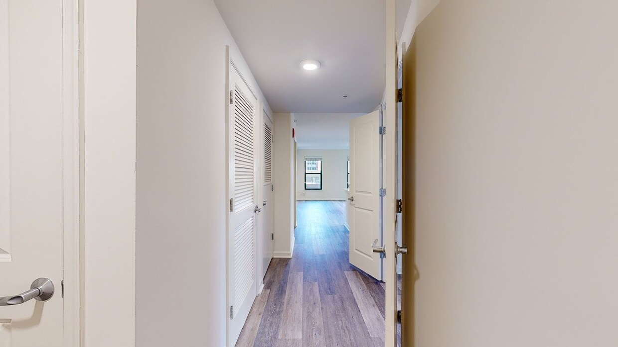 Photo - 1301 Thomas Circle Apartments