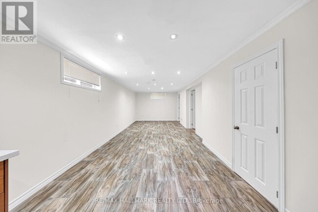 Building Photo - 59 Limevale Crescent