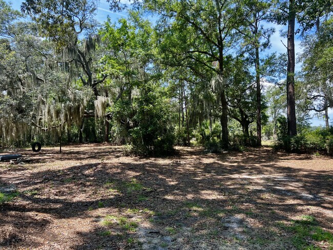 3 Marsh Point Rd, Saint Helena Island, SC 29920 - House Rental in Saint ...