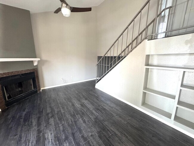 Foto del edificio - 4901 E Kelton Ln