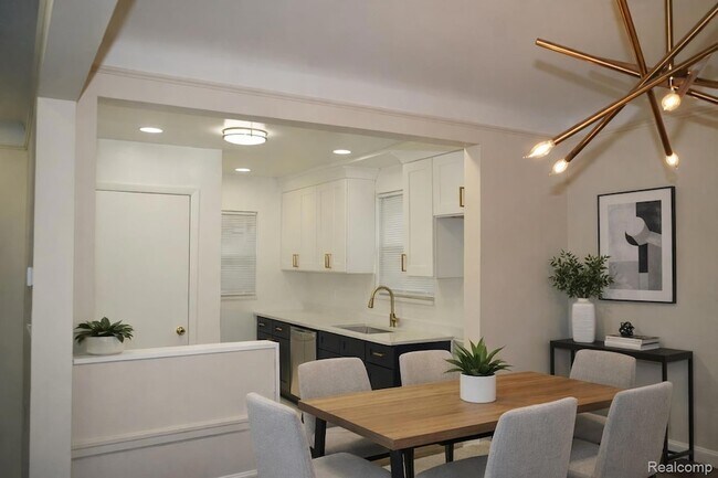 Foto del edificio - 7241 Outer Dr W