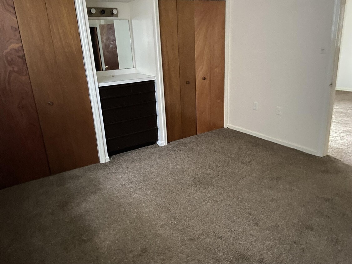 Foto del edificio - 2307 Bemiss Rd