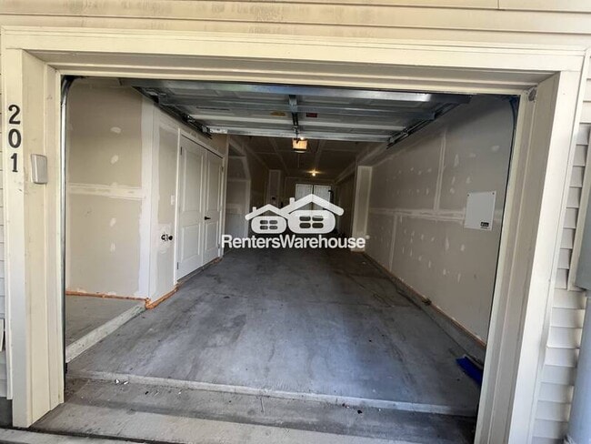 Photo - 201 S Macon St. House