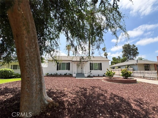 Foto del edificio - 7456 Kingsley Way
