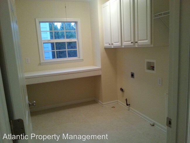 Building Photo - 288 Crystal Downs Way