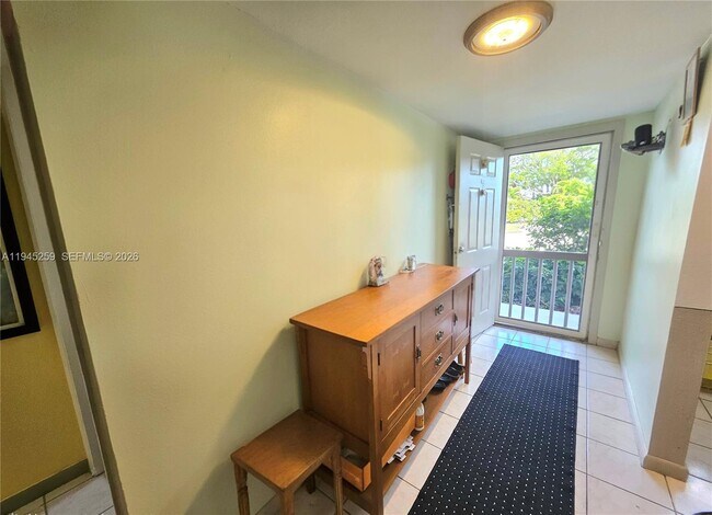 Building Photo - 1448 Churchill Cir