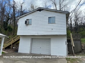 Building Photo - 630 Castle Ave