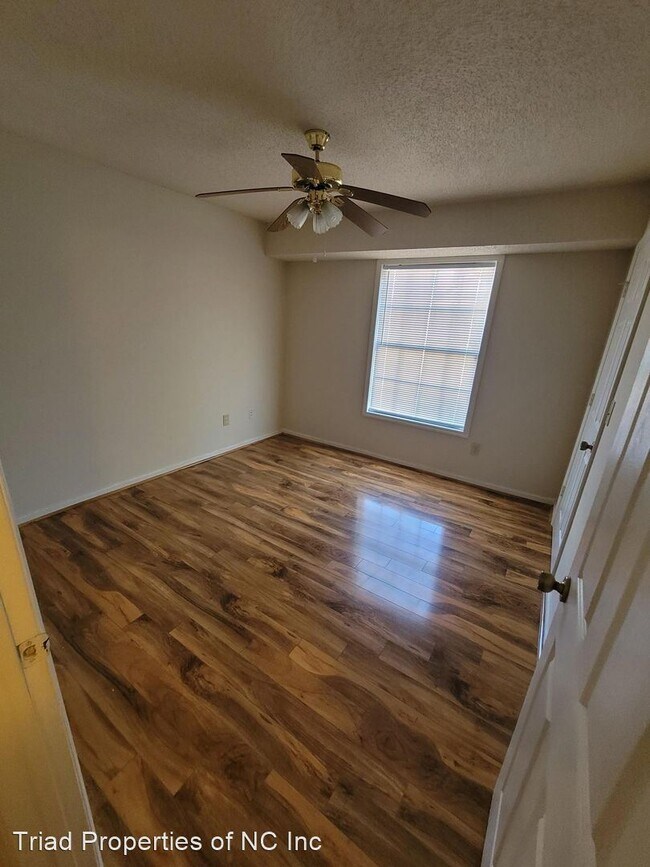 Foto del edificio - 2 br, 2 bath House - 7119 #C West Friendly...