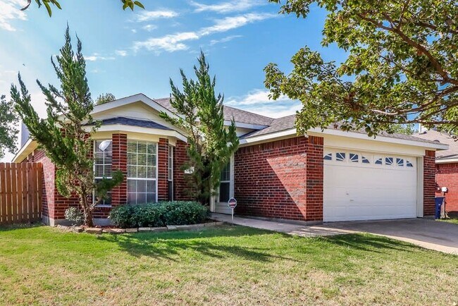 Building Photo - 1044 Waterview Dr