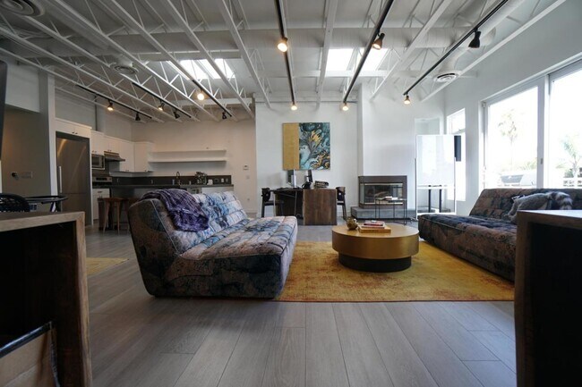 Foto del edificio - 1509 Abbot Kinney Blvd