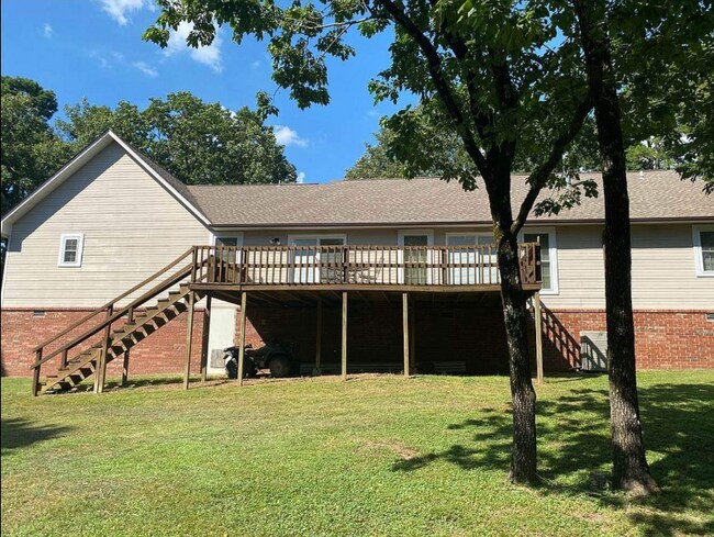 Foto del edificio - 11 Henry Ct