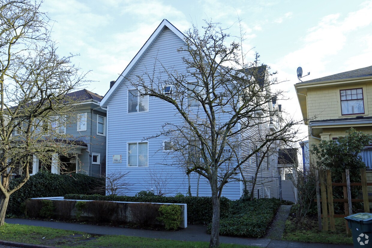 Primary Photo - 4746 19th Ave NE
