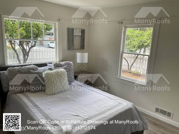 Foto del edificio - 2 br, 1 bath House - 1932  Menalto Ave