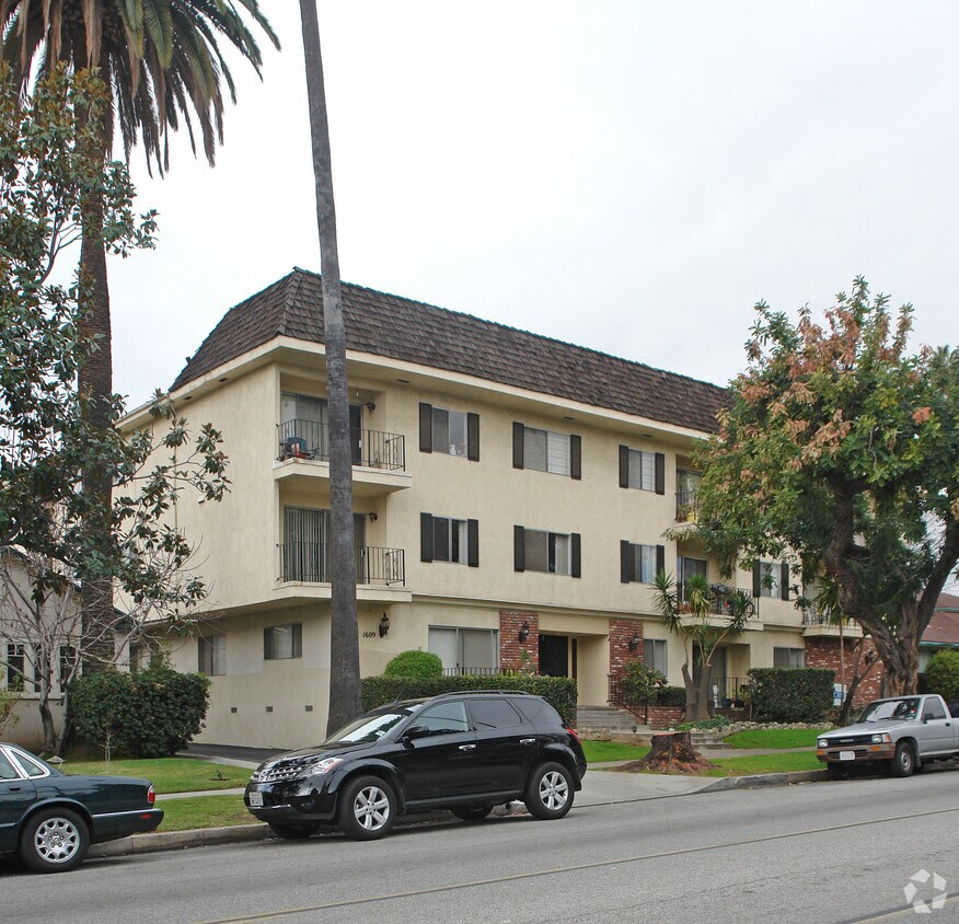 Building Photo - 1609 Fremont Ave