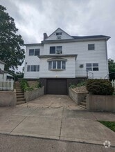 Building Photo - 232 N 9th St