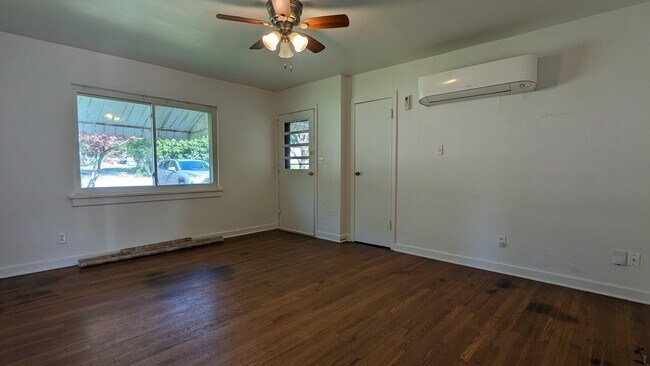 Foto del edificio - 515 S Willow Ave