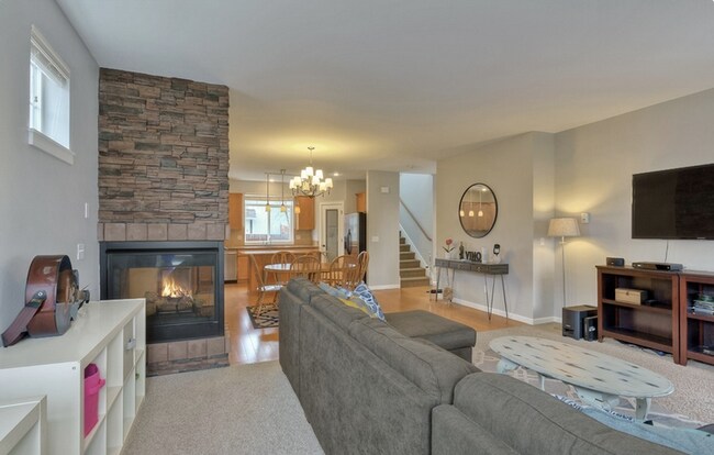 Building Photo - 11146 Paine Field Way