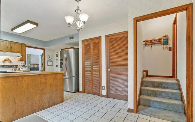 Building Photo - 4073 Shady Creek Ln