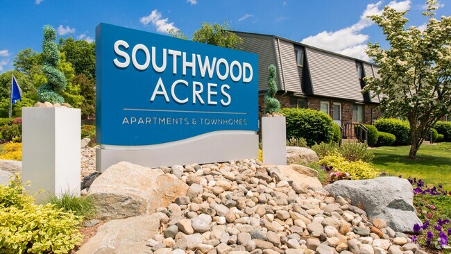 Building Photo - Southwood Acres