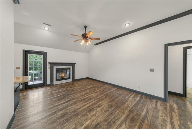 Foto del edificio - 3 Rhonda Ln