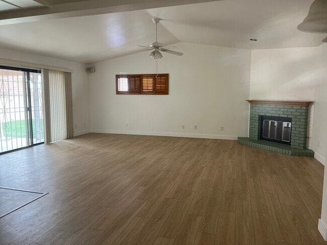 Building Photo - 4053 Mt Barnard Ave