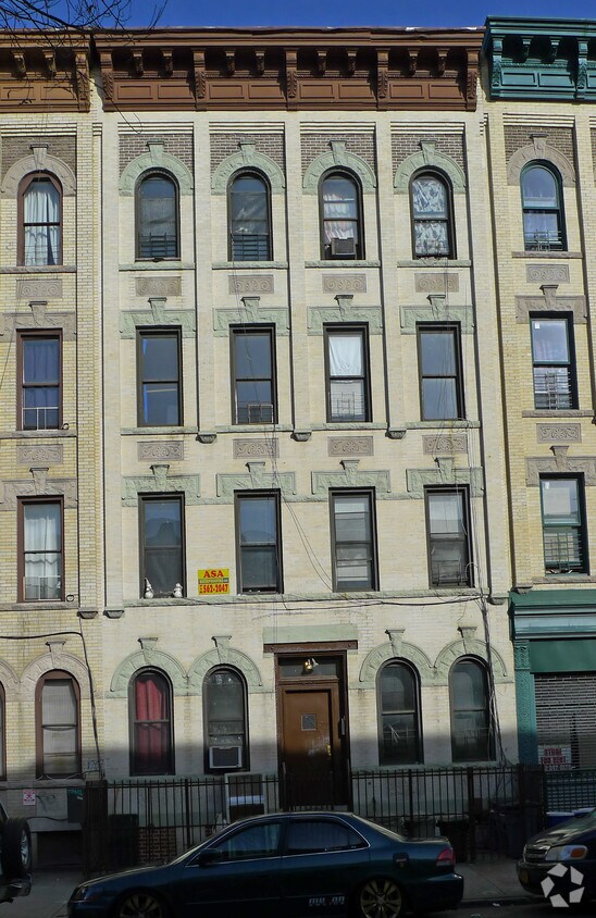Building Photo - 1239 Halsey St