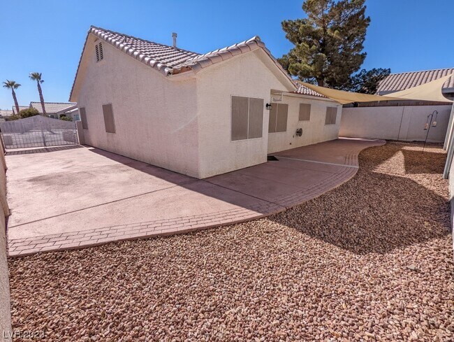 Foto del edificio - 3746 St Phillip Ct