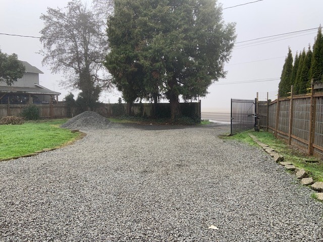 Gated entry - 3335 Coburg Rd